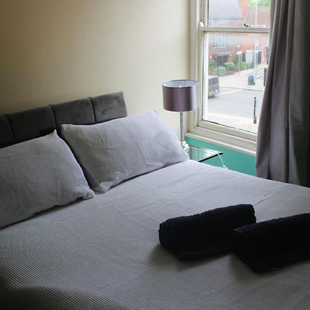 City Heights Apartment Canterbury Luaran gambar